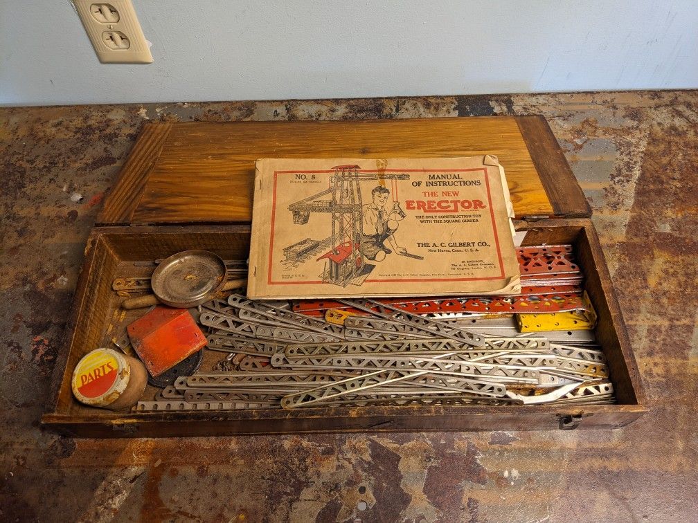 1929 Erector Building Set
