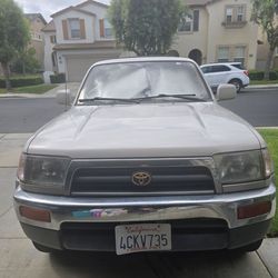 1998 4unner limited 191,000