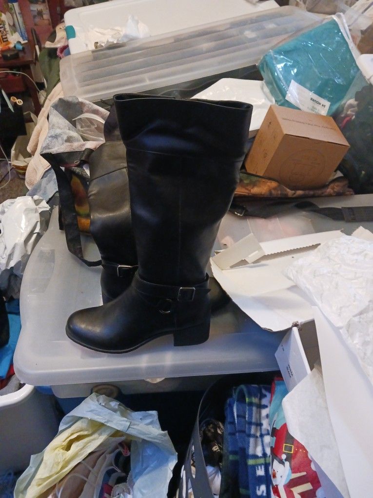 Black Knee-high Boots