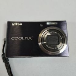 Nikon Coolpix S610 10 MP Digital Camera With 4x