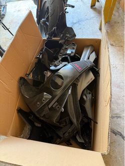 2024 R7 fairings