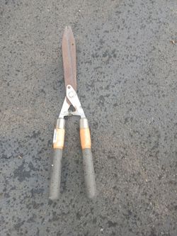 Fiskars Hedge Shears