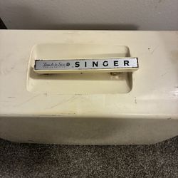 Singer Sewing Machine