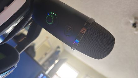 Blue yeti x