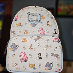 Brand New! Loungefly Disney Cats AOP Mini Backpack💙