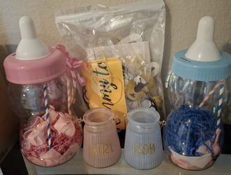 Gender Reveal Bee Decor