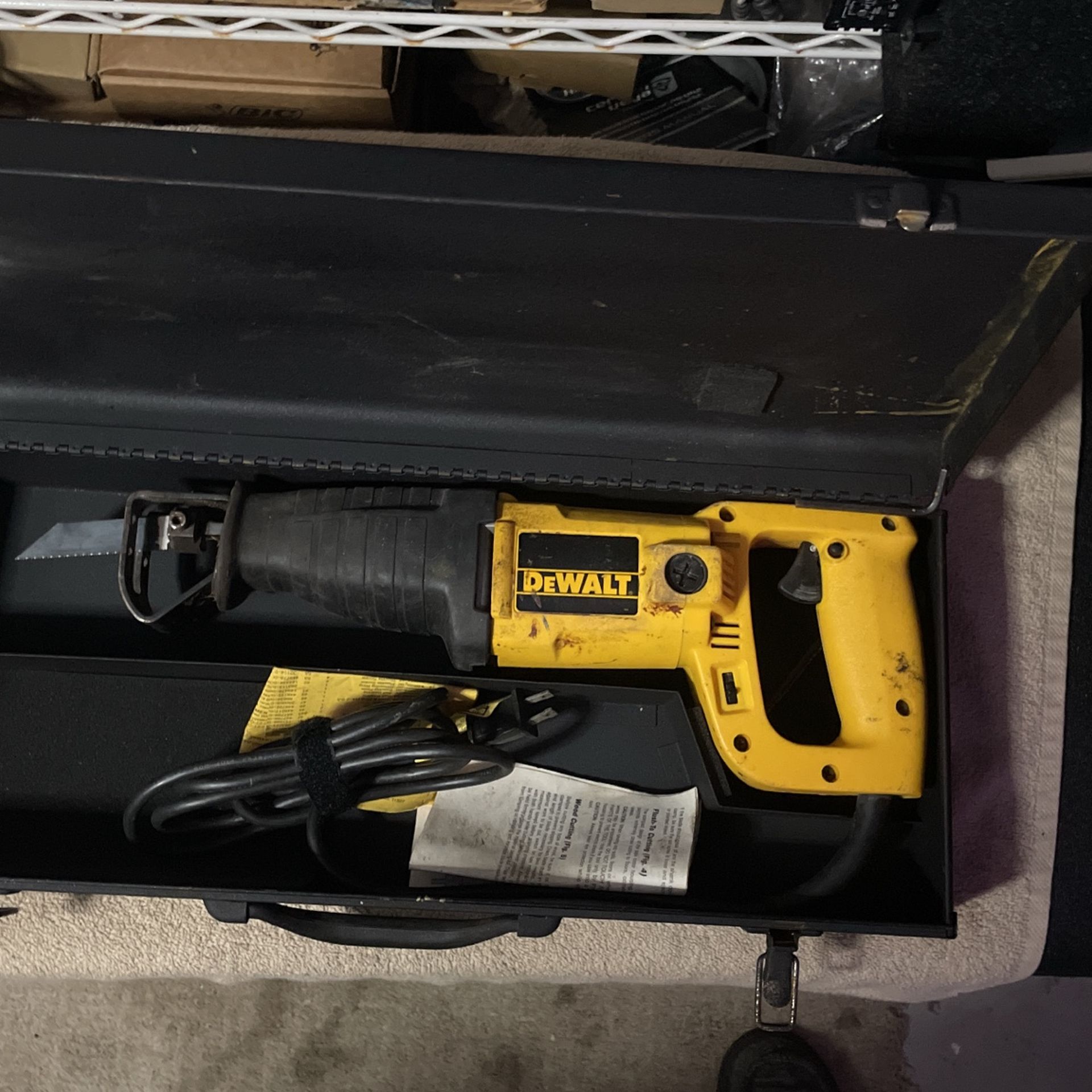 Fully Functional DeWalt Saw zaw W Original Case!