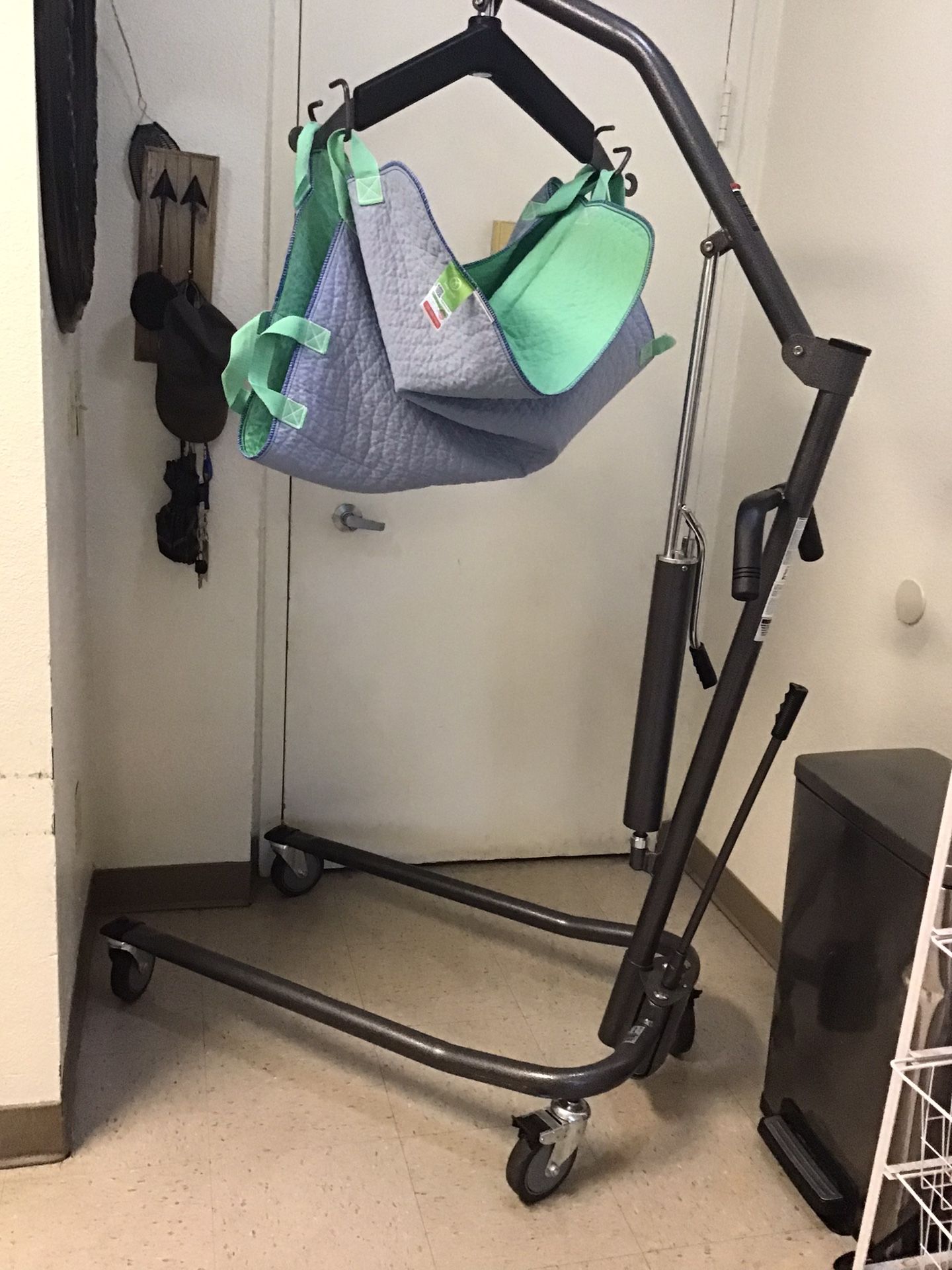 Hydraulic Patient Boyer. 450. Lbs Capacity