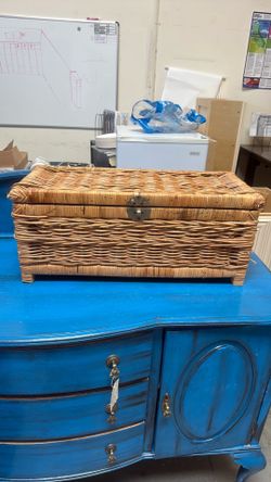 Wicker basket
