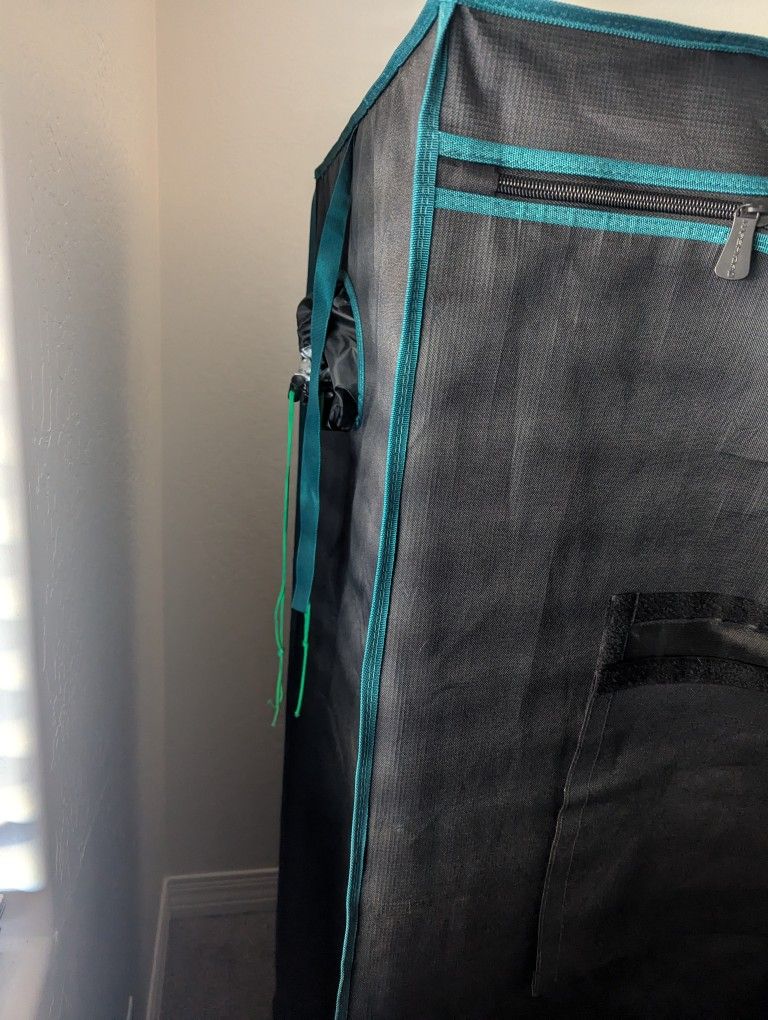 2x2x5 Grow Tent