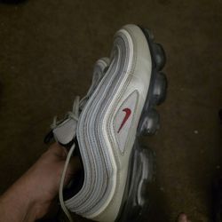 Size 9.5 - Nike Air VaporMax 97 Silver Bullet
