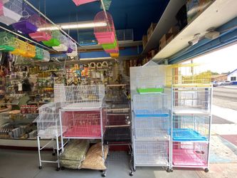 Bird cages diferentes colores