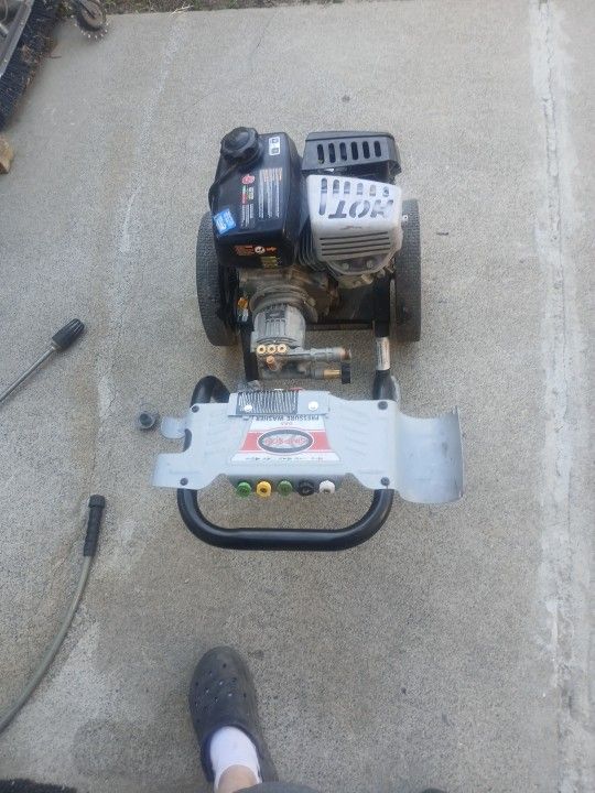 Kohler Powered Simpson Gas Pressure Washer