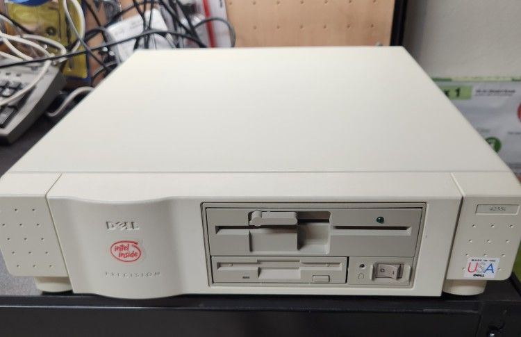 Vintage Computer / PC Dell 486-SX 25Mhz, 162 MB HDD, Windows  3.1 - Works!