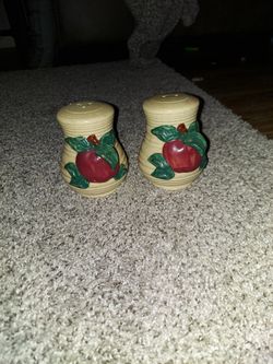 Ceramic Salt N Pepper Shaker Made In China 