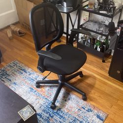 Desk/computer Chair