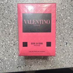 Valentino Donna born In Roma 