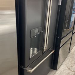 French Door Refrigerator 
