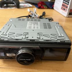 Alpine Car Radio