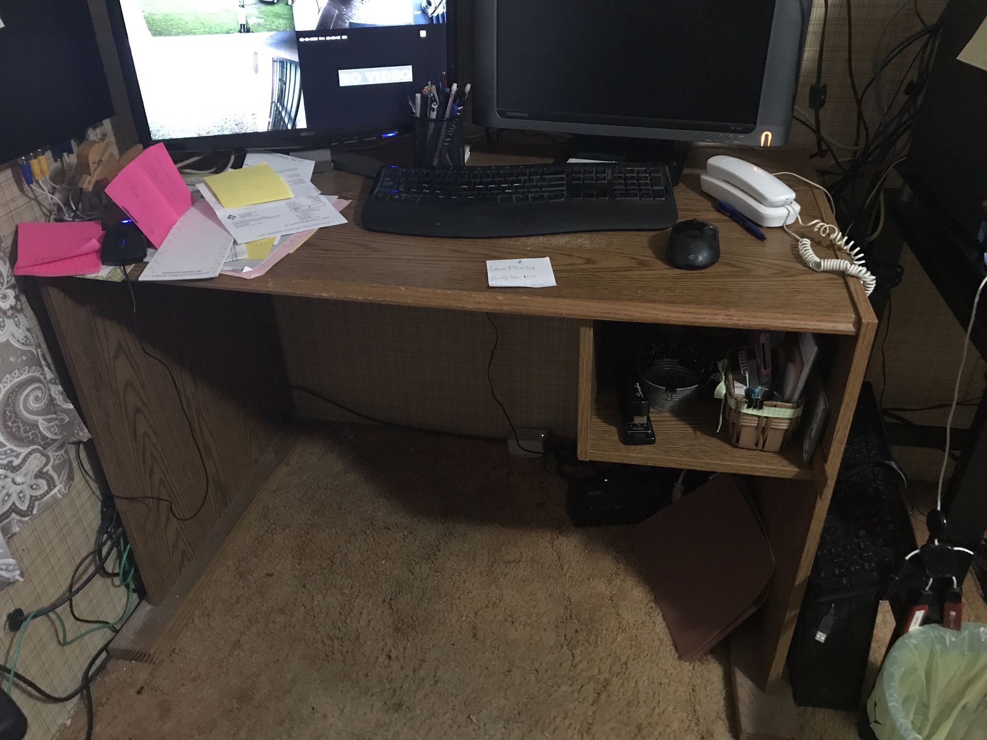 Small computer desk