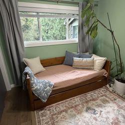 Wooden Daybed with Trundle Bed 