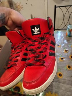 Retro Hightop Adidas. Size 12