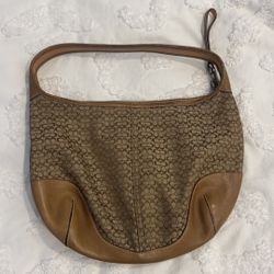Coach Signature Medium Hobo 