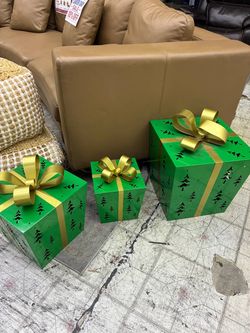 Set of 3 Metal Christmas Gift Box Decorations