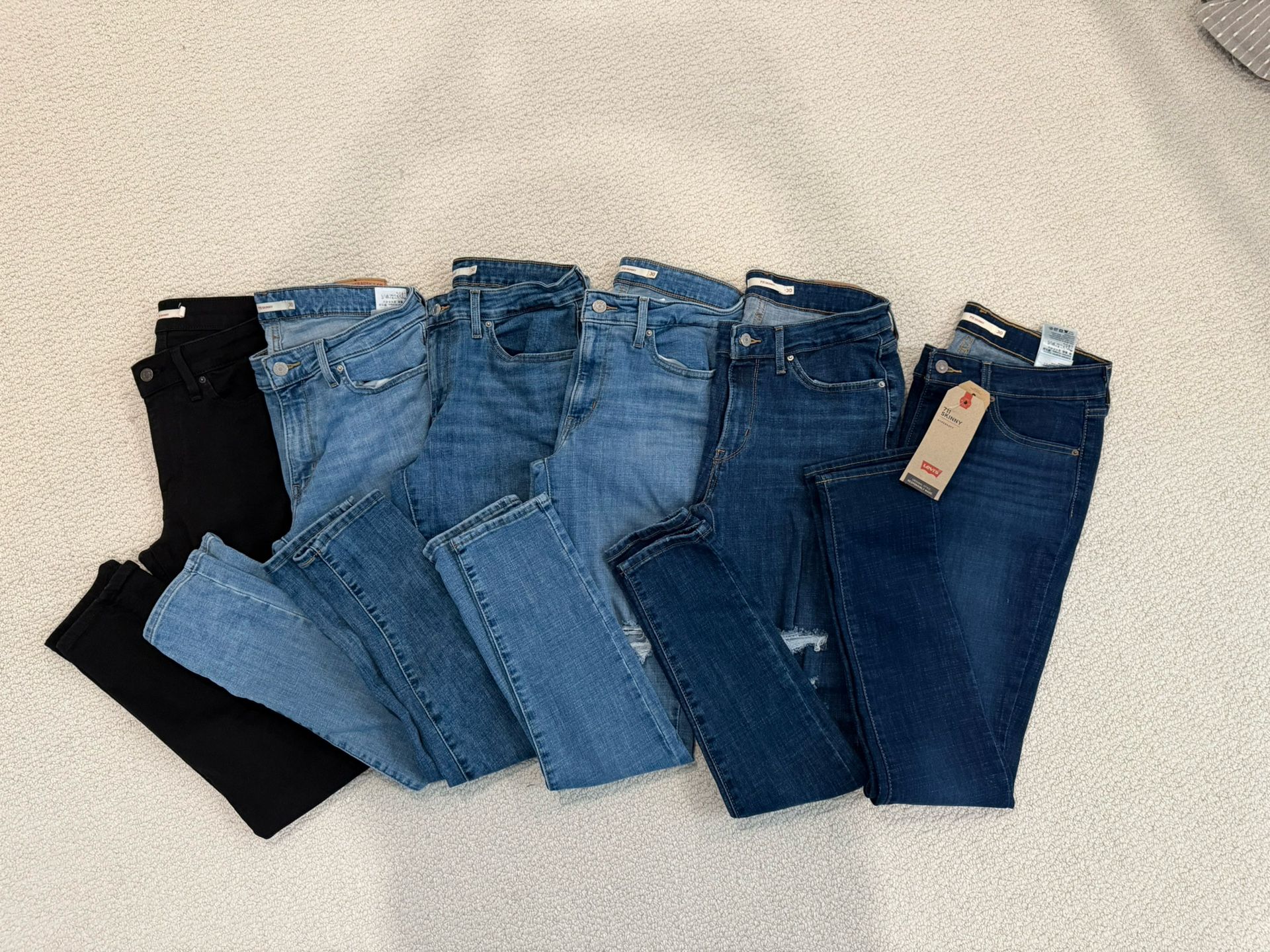 Levi’s 711 Skinny Jeans - Women’s