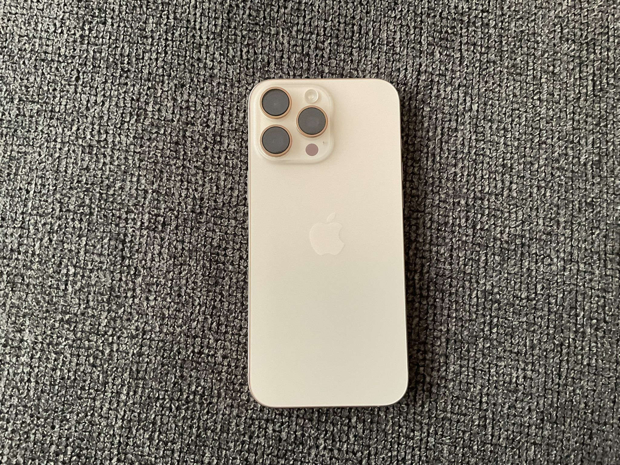 iPhone 16 Pro Max 256gb Desert