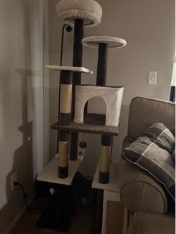 Brand new cat tree