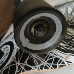 Quest Skateboard 