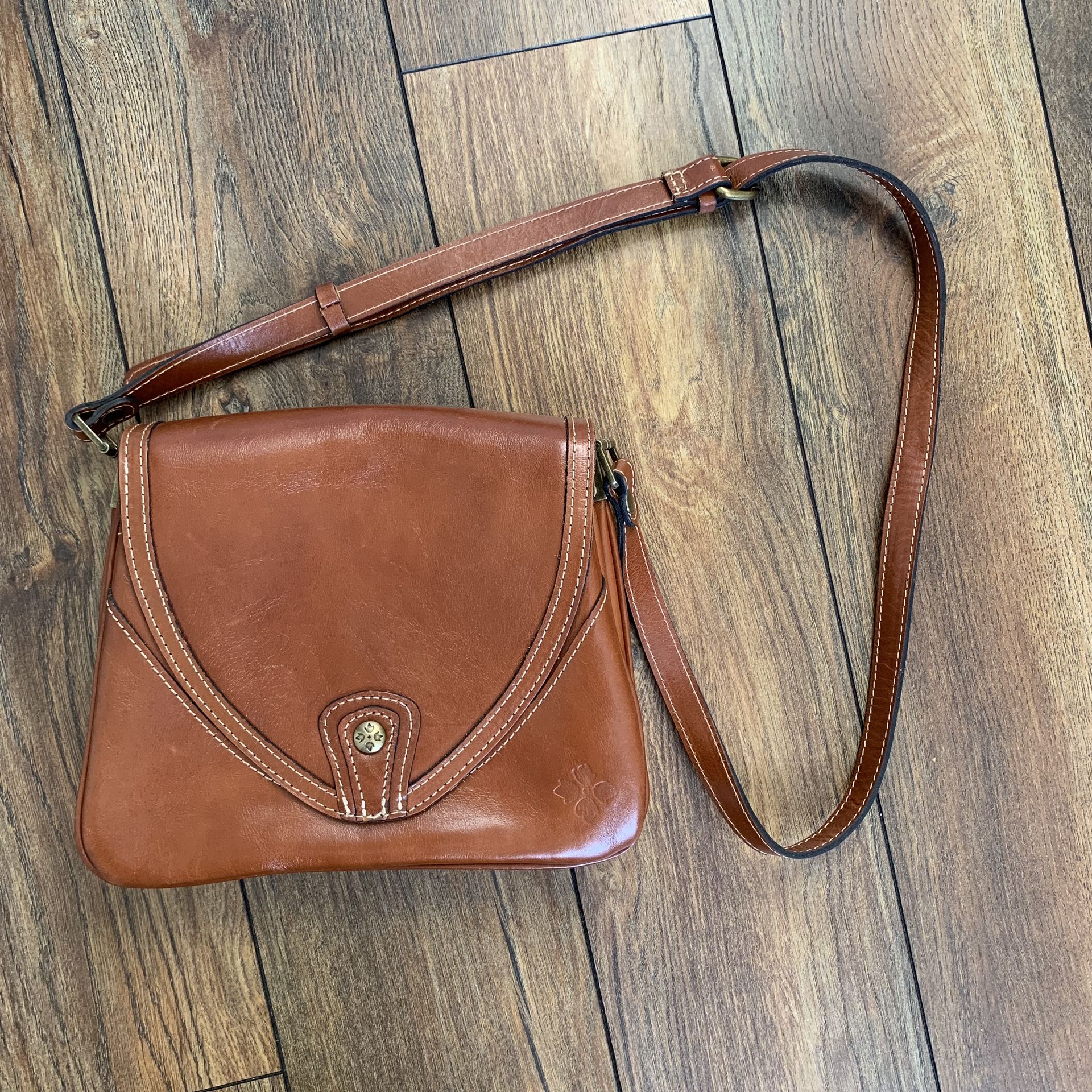 Patricia Nash Leather Crossbody Bag