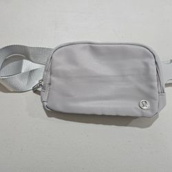 Lululemon Belt Bag. Silver. NWOT