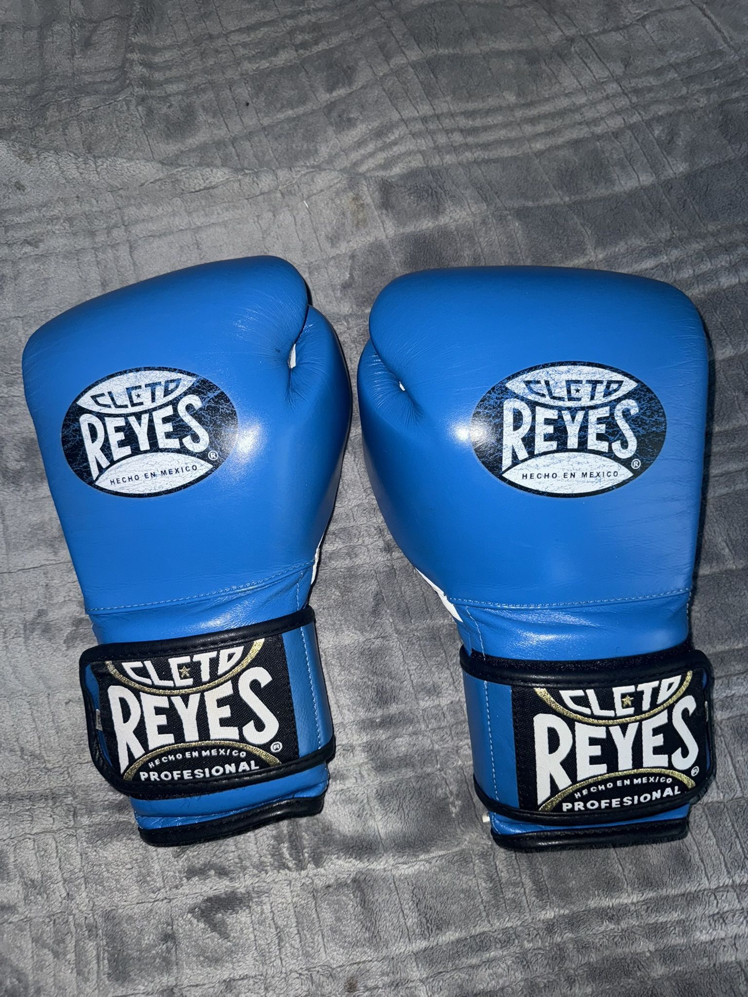 Cleto Reyes Blue Loop Hook gloves 14oz