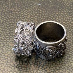 New Set Of 2 Rings Bling And BOHO