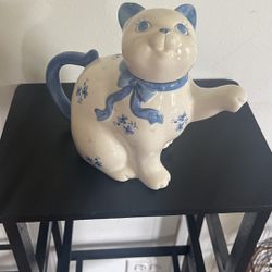 Ceramic Cat Tea Pot 