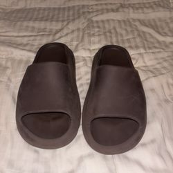Yeezy Slides