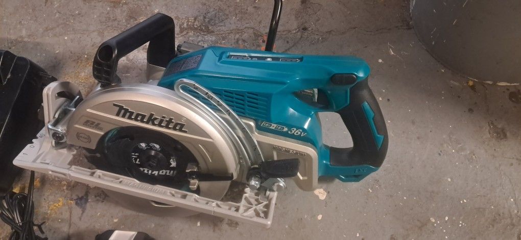 Makita 36v Cordless Skil Saw.