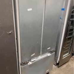 Thermador 36” Panel Ready Built In French Door Fridge
