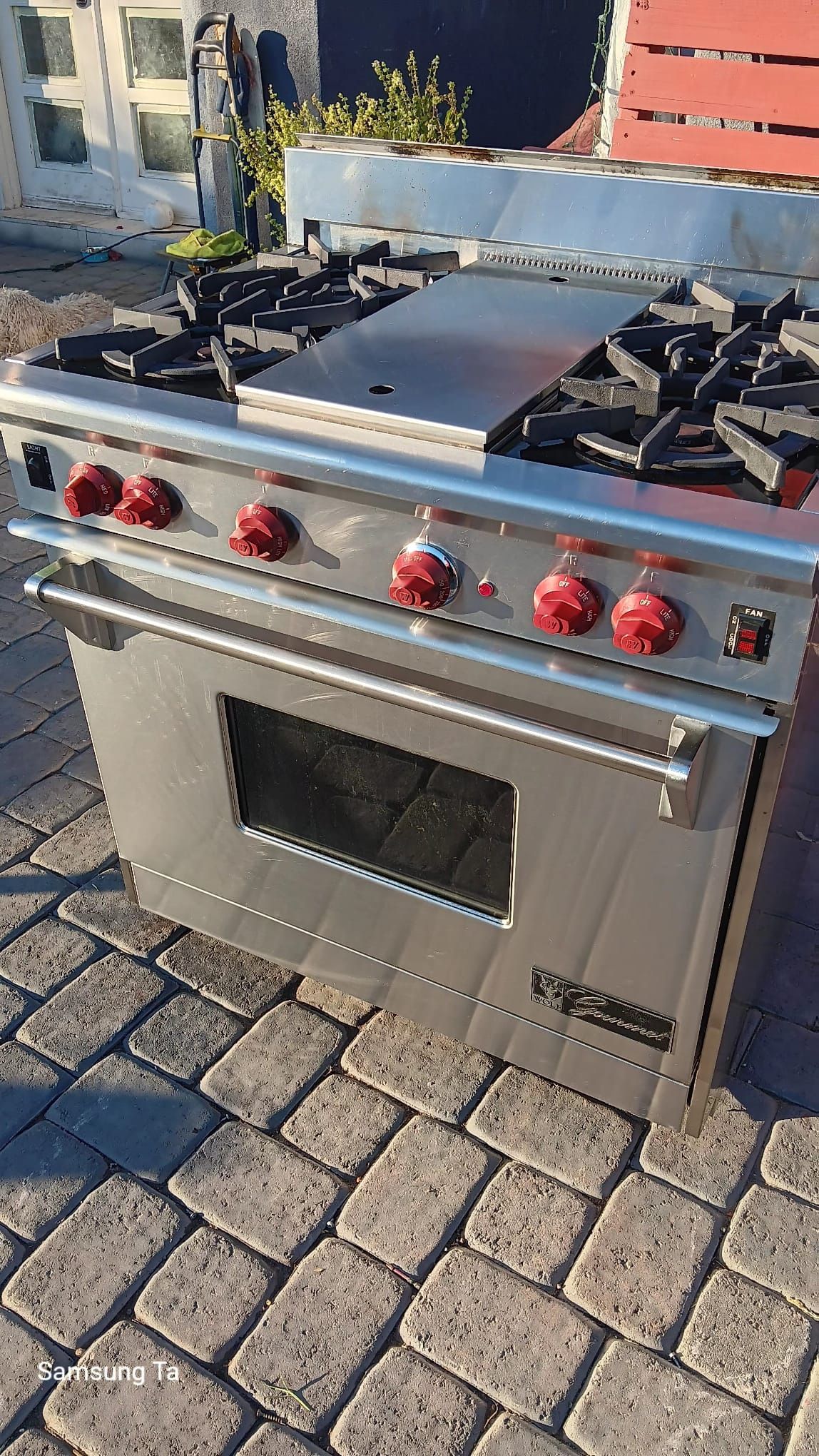 Wolf 36 Works Perfect In Good Condition Free Delivery To The Garage 