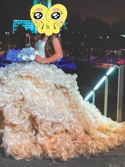 Quinceñera dress