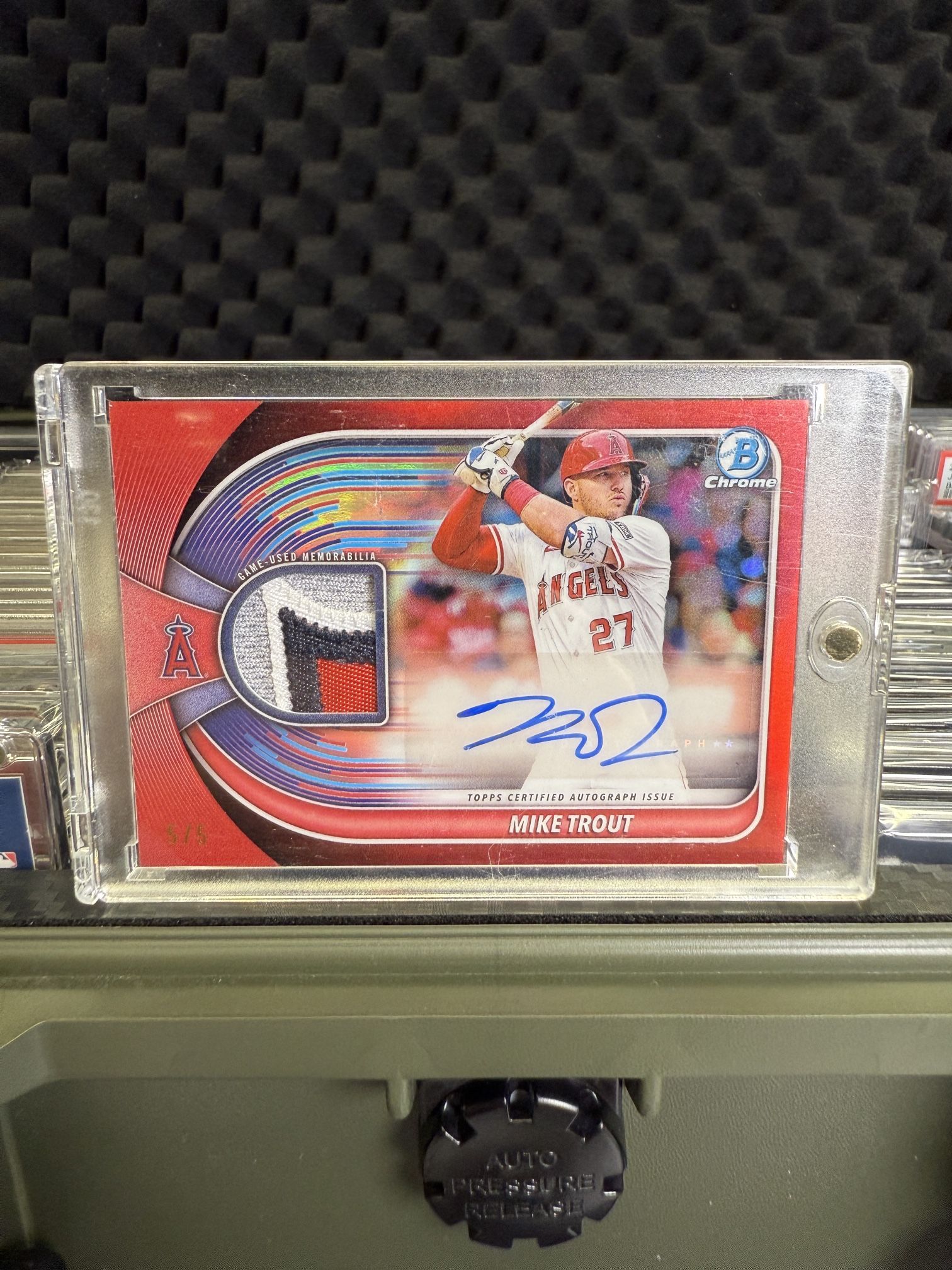 2025 Bowman Chrome Mike Trout Patch Auto Red /5