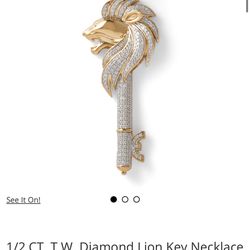 Lion Vs Diamond Pendant 10K Gold Purchased Two Years Ago only Worn 3 Times Perfect Condition 