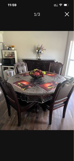 Table and buffet
