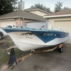 59 Crown Line Boat Antique