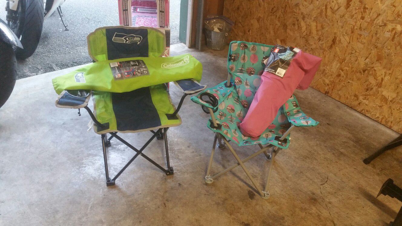 Like new kids camping chairs