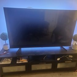 Tv 65'Samsung  And Tv Stand 