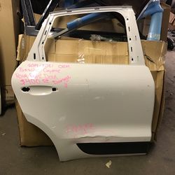Rear Right Door OEM 2019-2021 Porsche Cayenne
