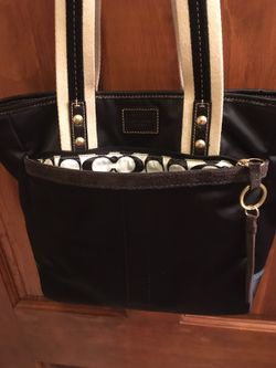 Black leather trimmed coach tote bag medium size like new $45